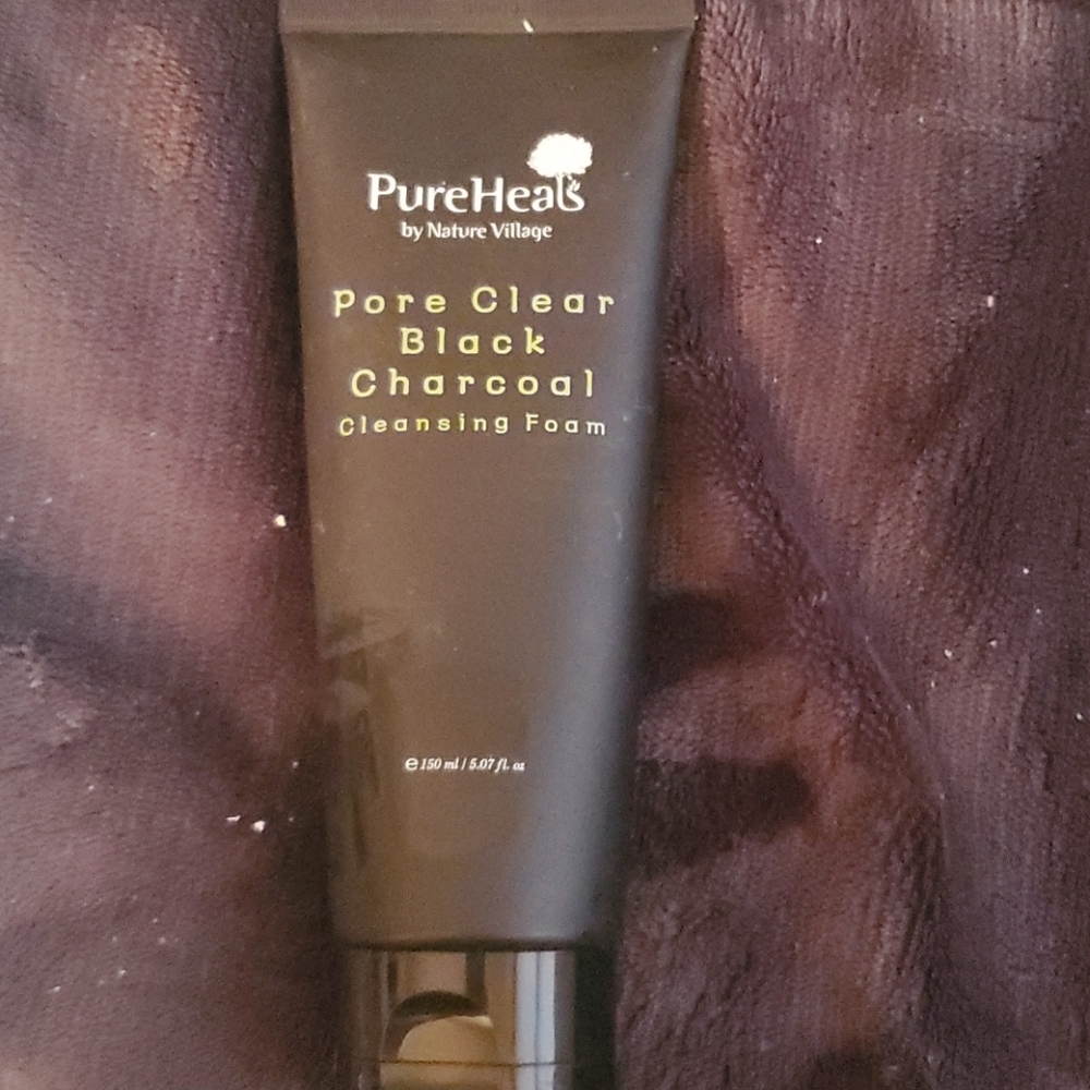 Facial cleanser